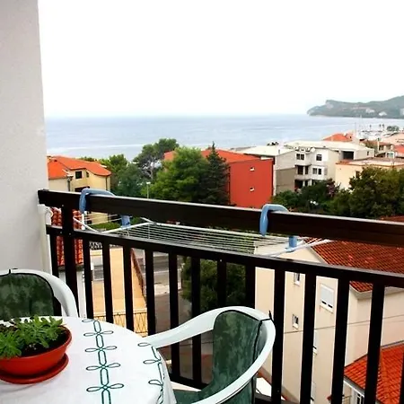 Mandic Apartment